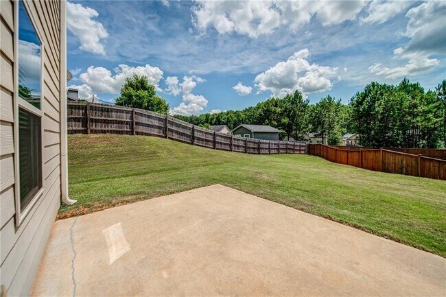 Building Photo - 129 Stonewood Creek Ct