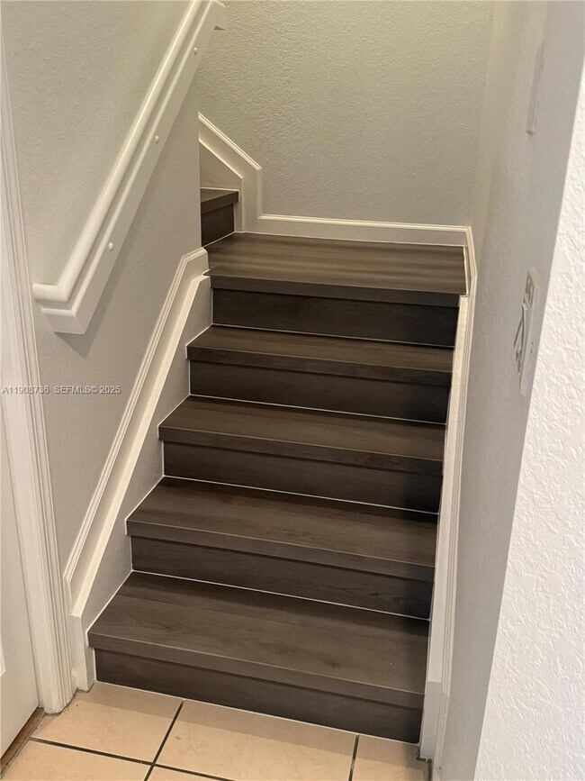 Building Photo - 11605 NW 89th St