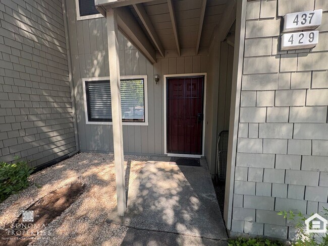 Building Photo - 429 Bernice Ln