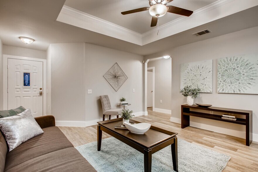 Living Room - 1628 Coriander Dr