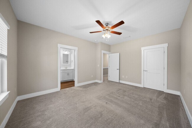 Building Photo - 222 N Sand Palm Rd