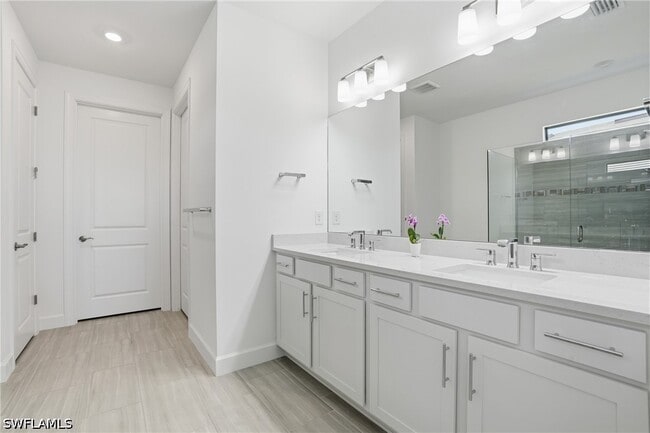 Building Photo - 1973 Fresno Ave