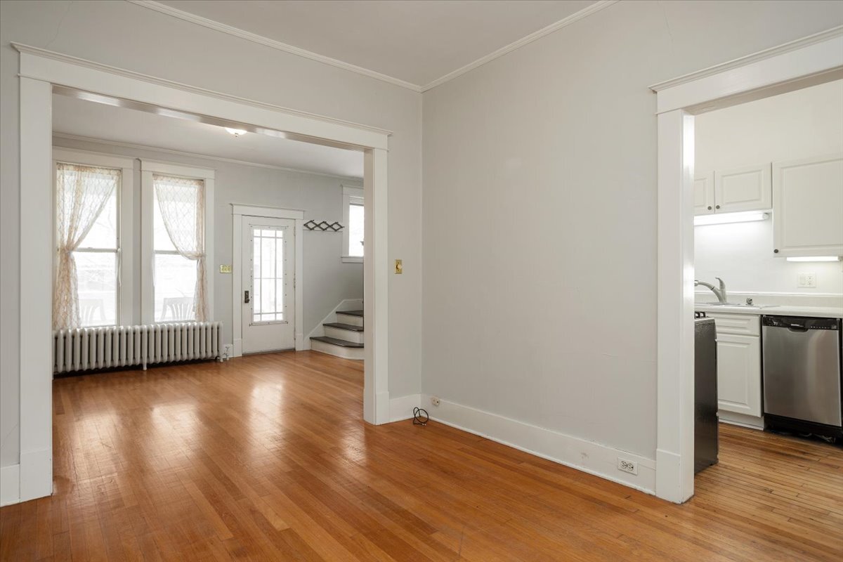 Building Photo - 246 Prospect Ave NE