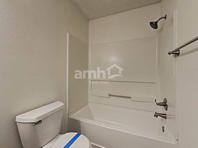 Building Photo - 6721 Earlswood Dr