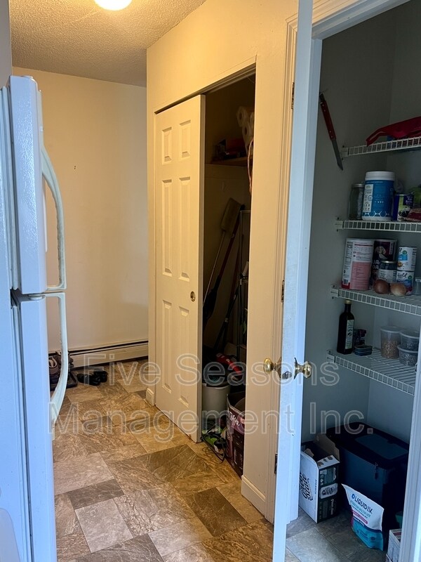 Building Photo - 115-7 North Winooski Avenue - 7