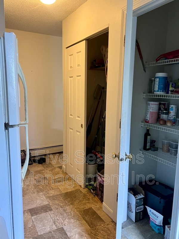 Building Photo - 115 N Winooski Ave