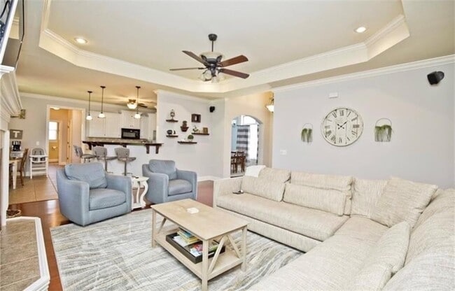 Building Photo - 4504 W Putting Green Dr