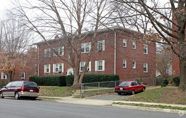 Primary Photo - 1118 N Kenilworth St