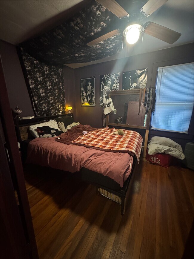 Building Photo - 60 Ely St