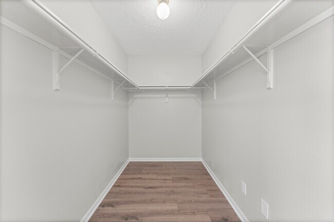 Building Photo - 21218 Rezanof Rd