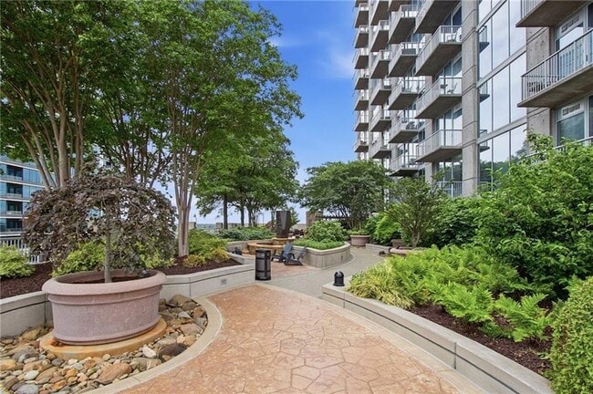 Building Photo - 855 Peachtree St NE