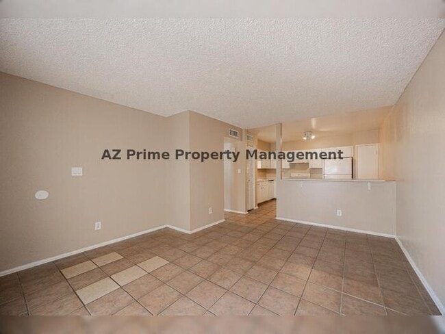 Building Photo - 720 S Dobson Rd