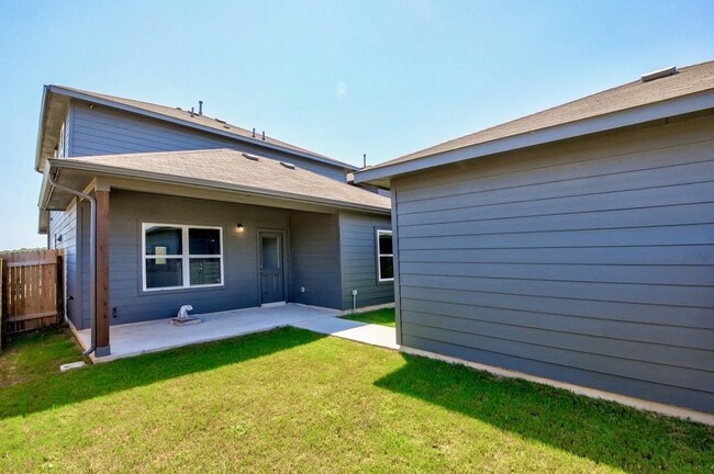 Building Photo - Beautiful 2 story Home in Hutto