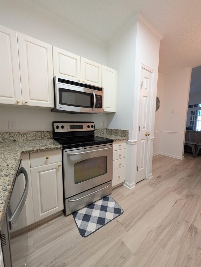 Building Photo - 9754 Leyland Dr