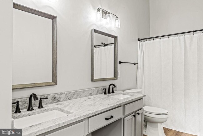 Building Photo - 1 Harbour Heights Dr