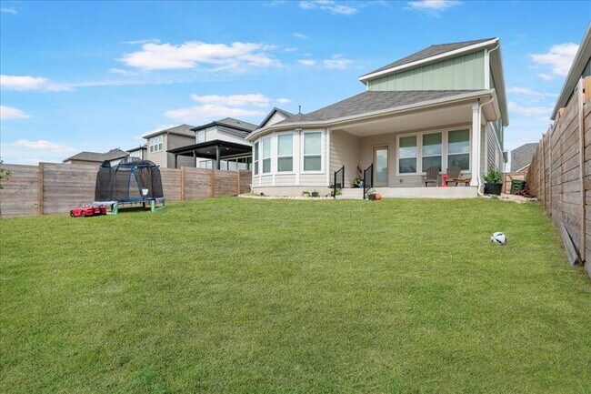 Building Photo - 240 Inlet Ln