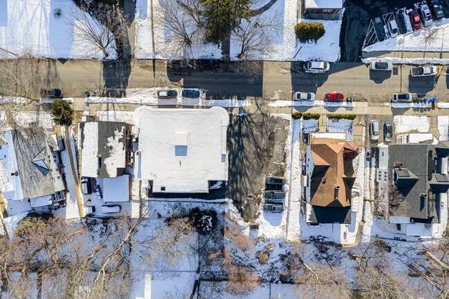 Building Photo - 92 Woodside Terrace