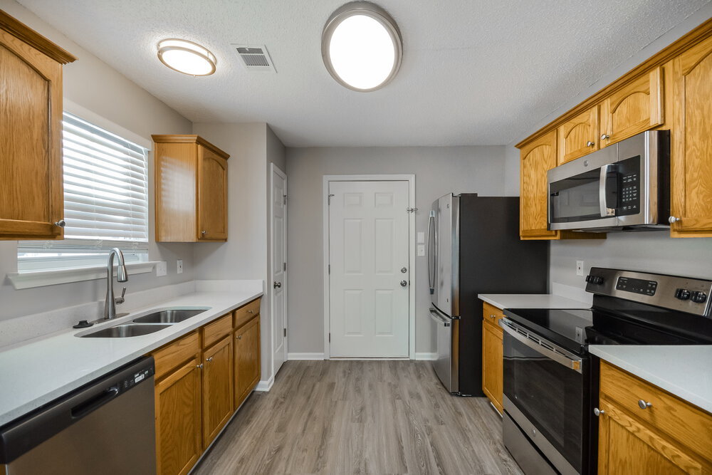 Building Photo - 5862 Amerson Ln