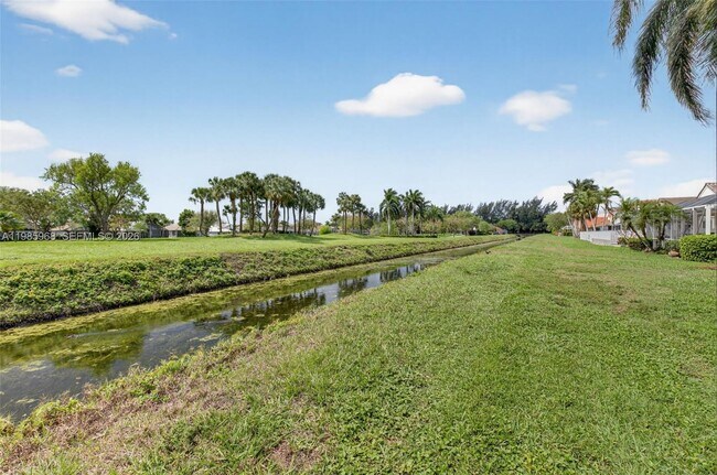 Building Photo - 7700 Monarch Ct