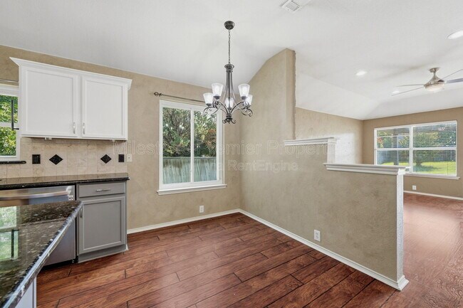 Building Photo - 2304 Pheasant Run