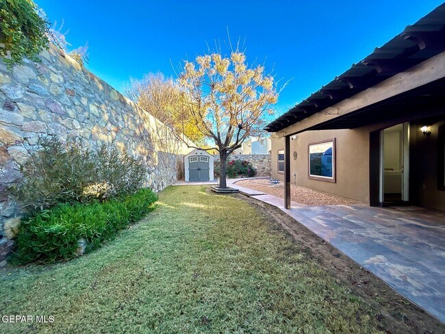 Building Photo - 7349 Skyrocket Dr