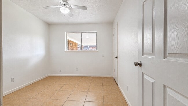 Building Photo - 4418 Ponca St