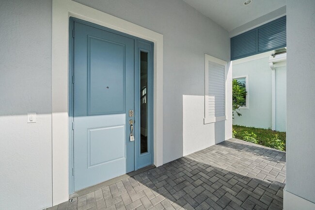 Building Photo - 12724 Nautilus Cir