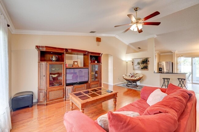 Building Photo - 1838 SE Genaro Terrace