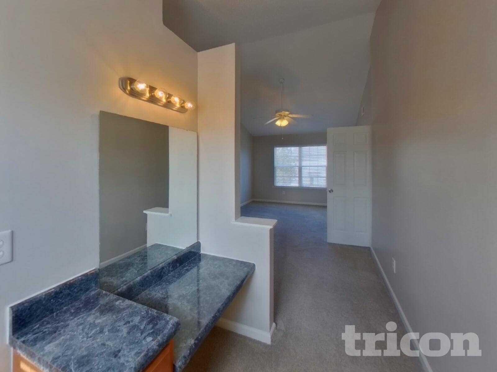 Building Photo - 142 Quiet Grove Dr