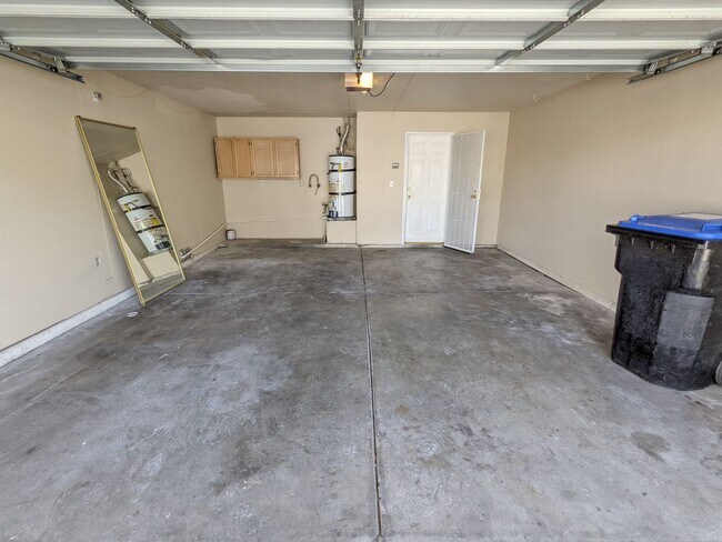 Building Photo - 7613 Sea Wind Dr