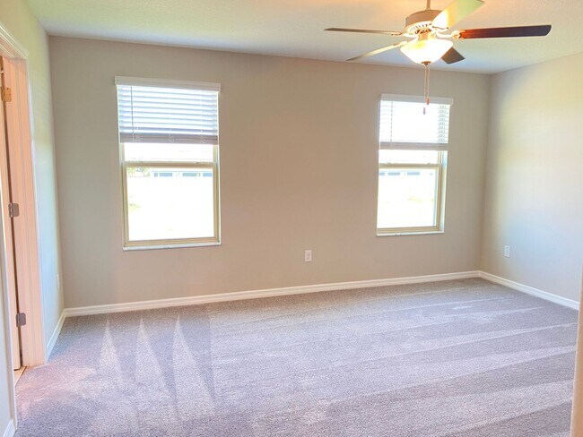 Building Photo - 7049 Samuel Ivy Dr