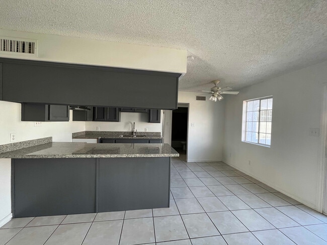 Building Photo - 2684 W 14th St