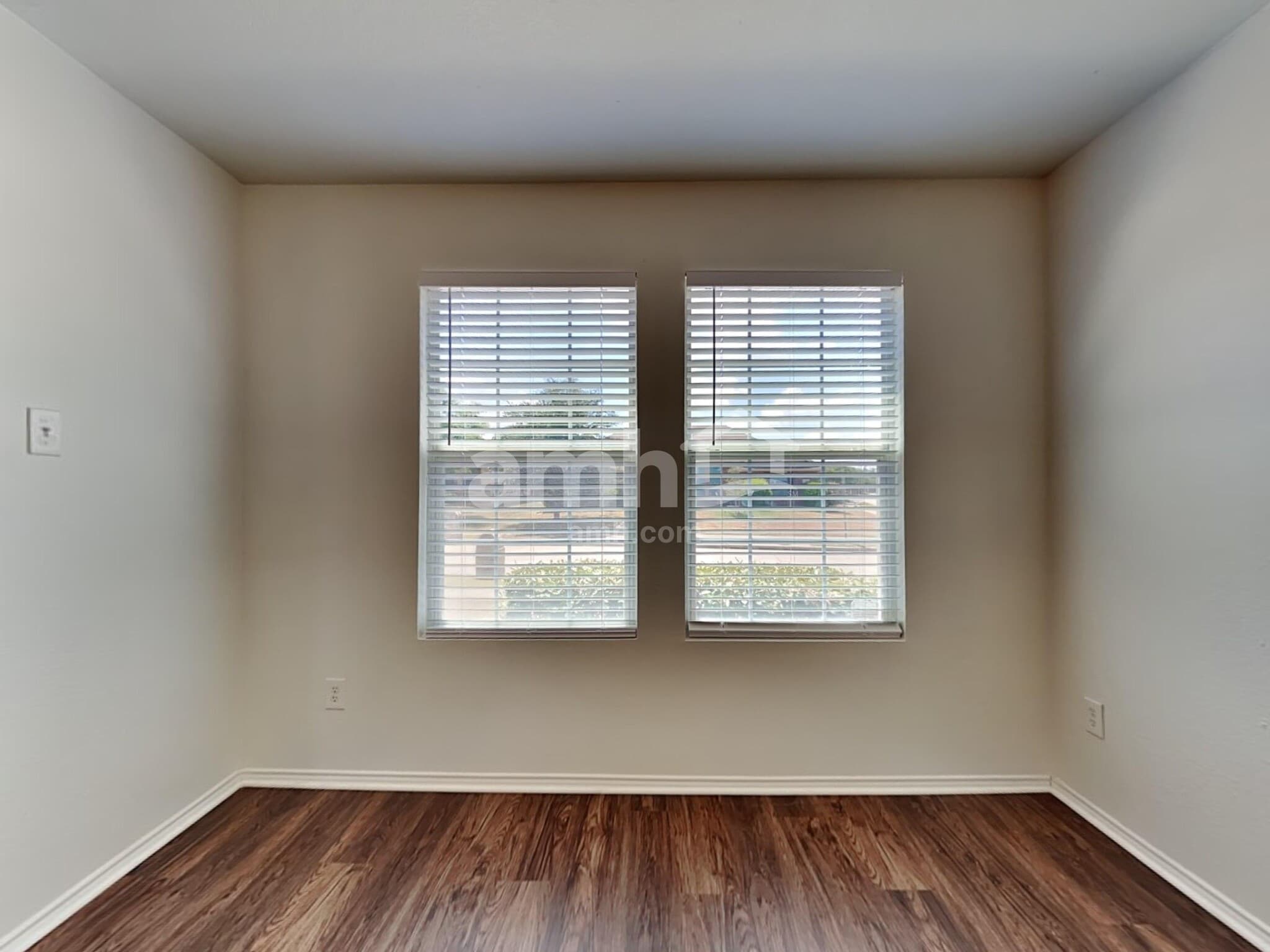 Building Photo - 700 Locustberry Dr