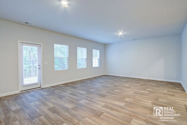 Building Photo - 169 Fern Brg Dr