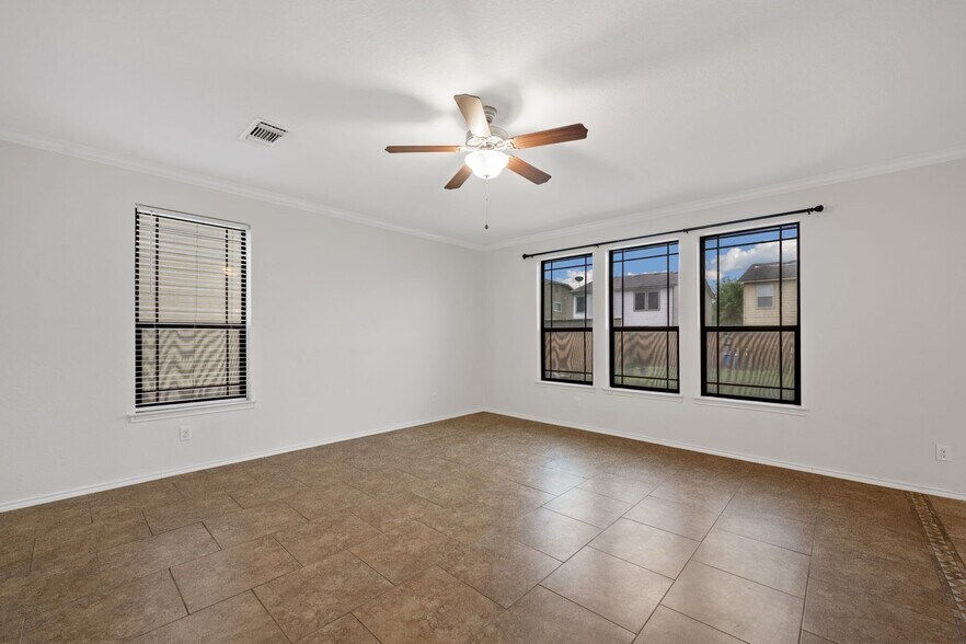 Building Photo - 4430 Stetson Park