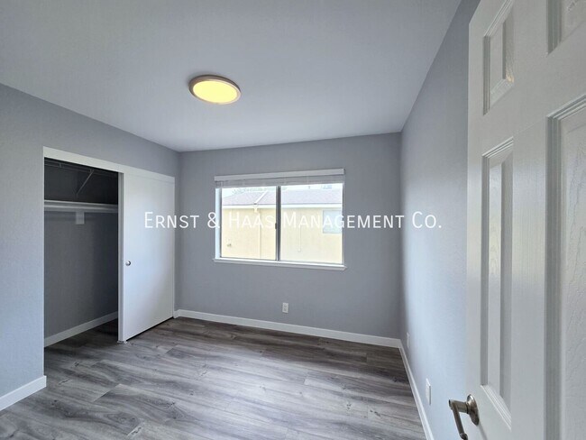 Building Photo - 12526 Cuesta Dr