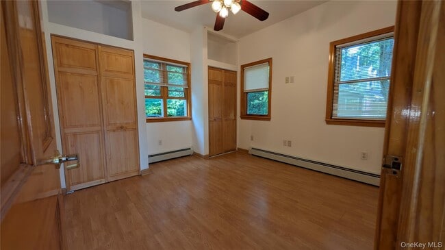 Building Photo - 169 Shear Hill Rd