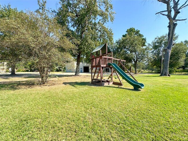 Building Photo - 11418 Cypress North Houston Rd