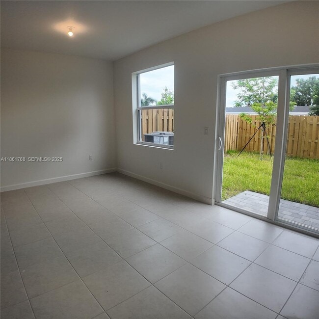 Building Photo - 35761 SW 178th Ct