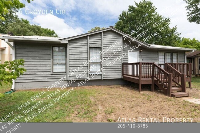 Building Photo - 1116 Croyden Cir