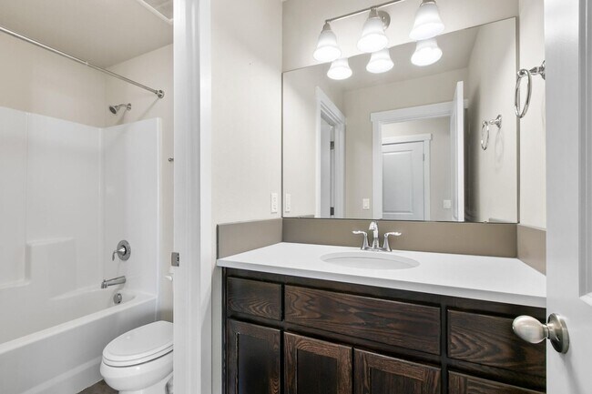 Building Photo - Bring the DOG!  Beautiful Like New NE 4 Bd...