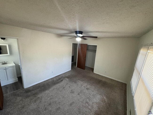 Building Photo - 501 Pinecrest Rd