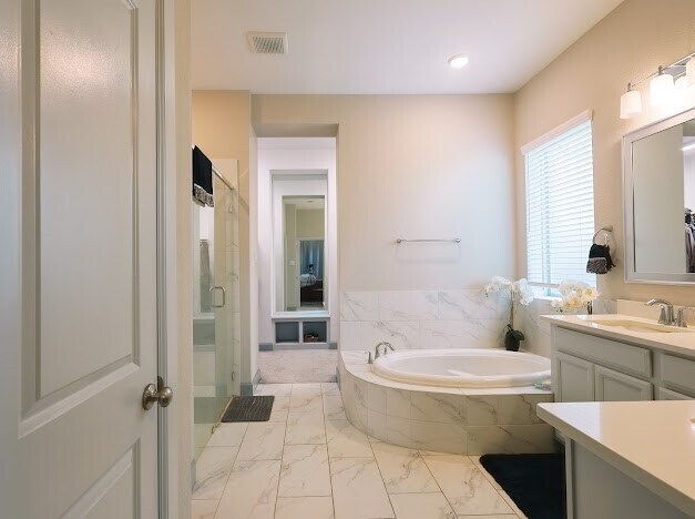 Building Photo - 5823 Ash Vly Dr