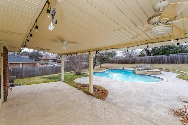 Building Photo - 4 Bedrooms | 2 Bathrooms | 2-Car Garage | Pool | Park-Front Living