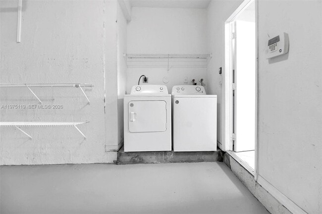 Building Photo - 27463 SW 137th Ct