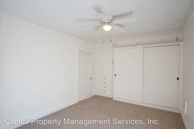 Building Photo - 1410 NE Weidler St
