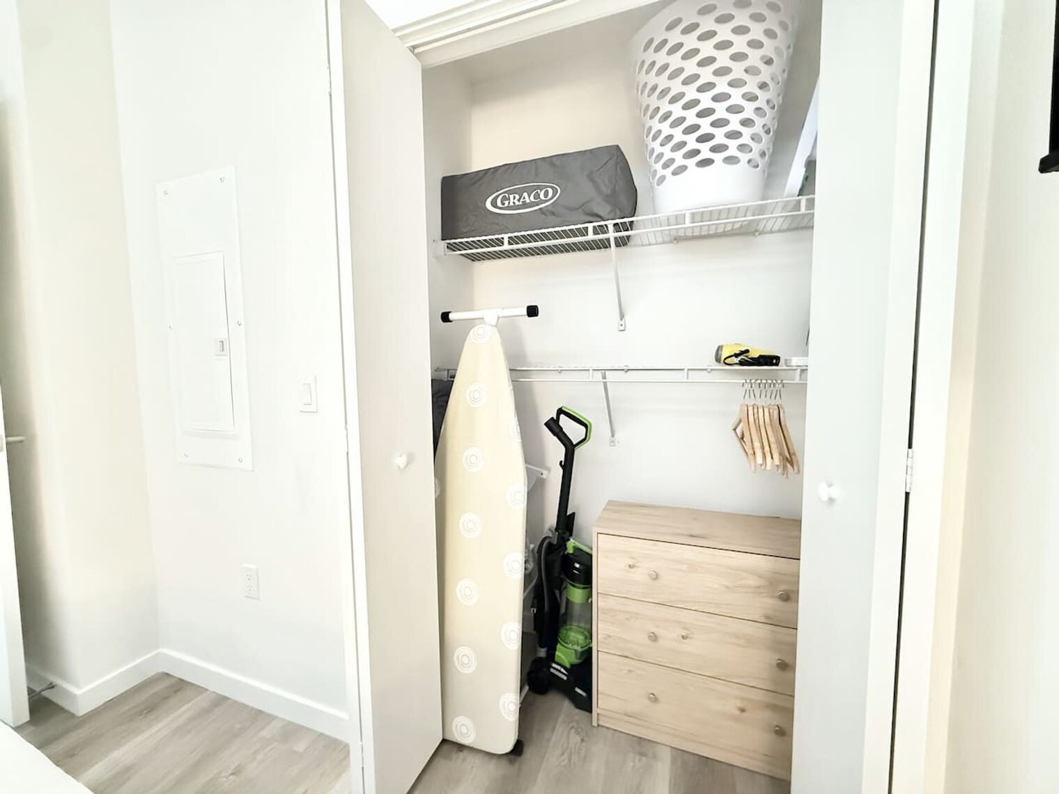 Building Photo - 501 N Perth St