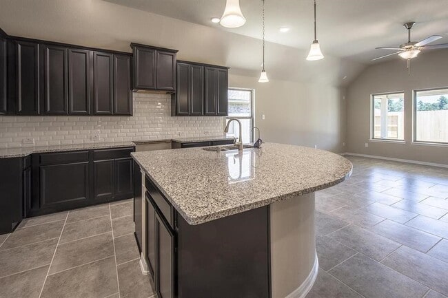 Building Photo - 2622 Ivy Wood Ln