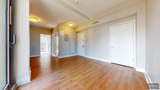 Building Photo - 237 E 34th St