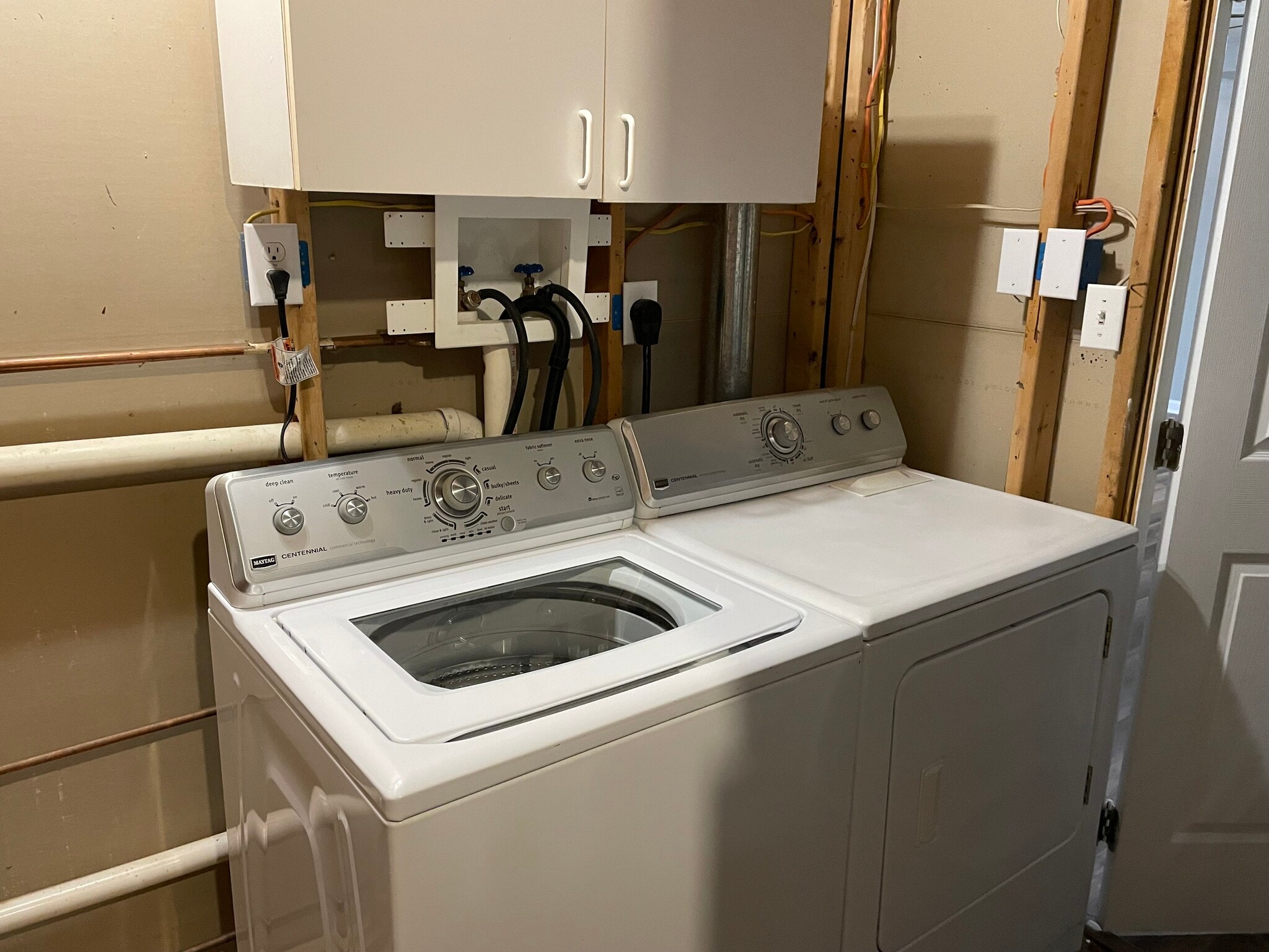 Building Photo - 20760 Poplar Ridge Rd